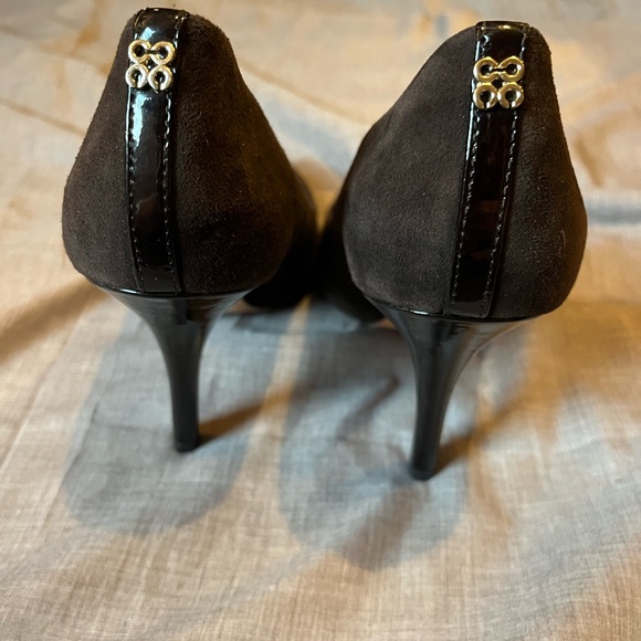 Authentic Coach Pumps - Size 8.5 - Picture 2 of 5